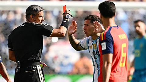 Enzo Fernandez, một chiếc thẻ đỏ xóa sạch cả kỳ World Cup